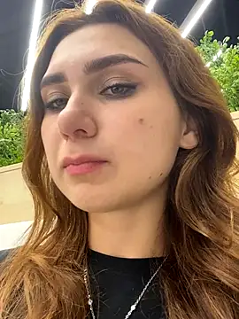 QuitieLia online show from 21, 11, 2025