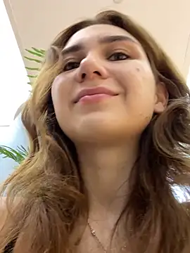 QuitieLia online show from 22, 11, 2025