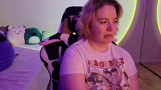 InternetFairy XO online show from 18, 1, 2025