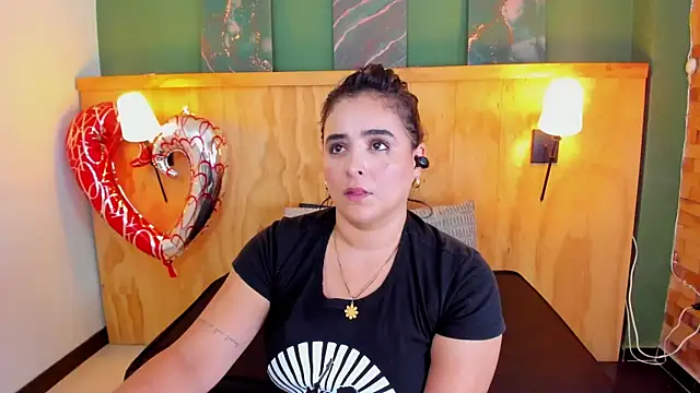 taylor bennet online show from 23, 2, 2025