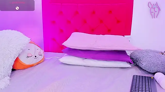 Snapshot of Sofia_Girl_ chatting on 14, 3, 2025 Sofia Girl online show from 14, 3, 2025