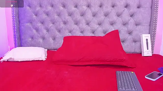 Snapshot of Sofia_Girl_ chatting on 26, 10, 2025 Sofia Girl online show from 26, 10, 2025