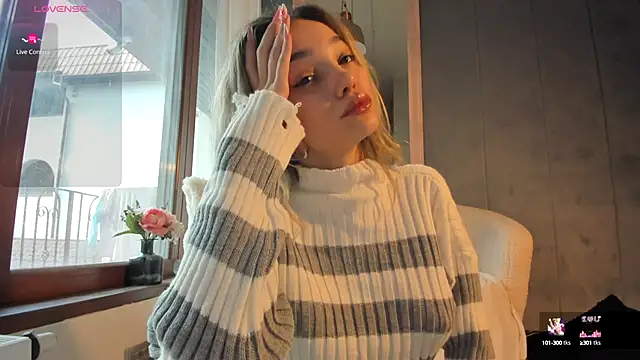 Snapshot of Sassy_Teen chatting on 1, 10, 2025 Sassy Teen online show from 1, 10, 2025