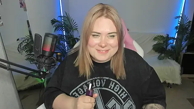 Akemi BBW online show from 2, 3, 2025