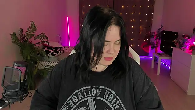 Akemi BBW online show from 8, 9, 2025