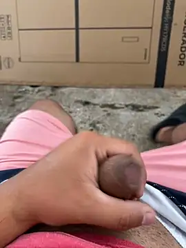 Snapshot of Enrrique30 chatting on 18, 12, 2024 Enrrique30 online show from 18, 12, 2024