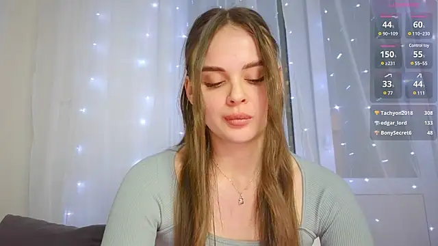 Snapshot of KristenSayles chatting on 31, 1, 2025 KristenSayles online show from 31, 1, 2025