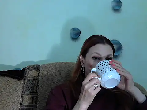 Jillian Pattie online show from 8, 10, 2025
