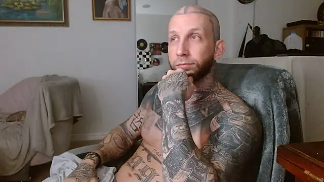 Snapshot of bobbybacala91 chatting on 10, 9, 2025 bobbybacala91 online show from 10, 9, 2025