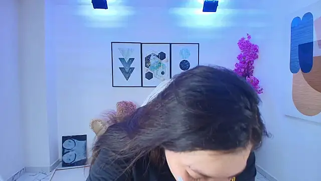 Snapshot of Isa_reel chatting on 24, 5, 2026 Isa reel online show from 24, 5, 2026