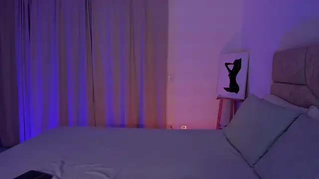 tina olsen07 online show from 4, 10, 2025