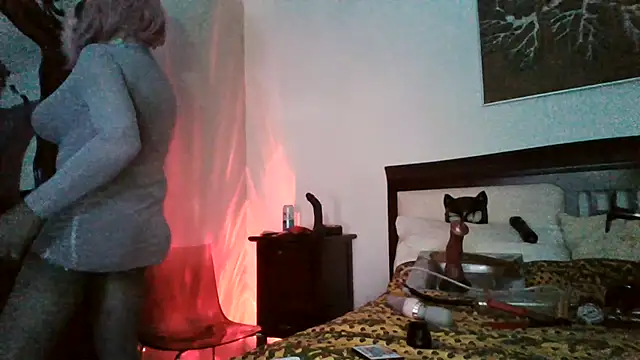 Snapshot of CharlotteVixxens chatting on 6, 7, 2026 CharlotteVixxens online show from 6, 7, 2026