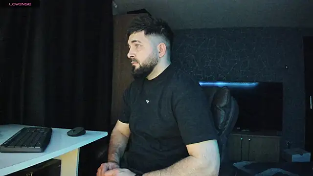 Snapshot of Eduu2322 chatting on 12, 1, 2025 Eduu2322 online show from 12, 1, 2025