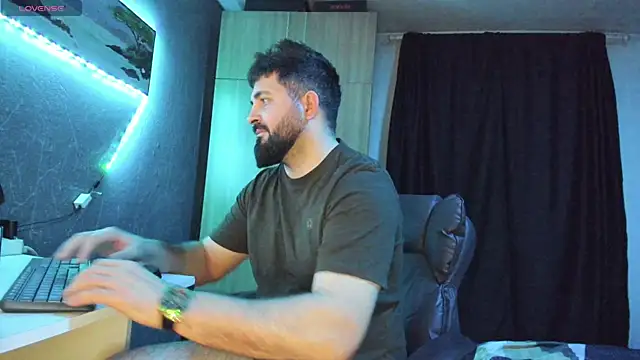 Snapshot of Eduu2322 chatting on 28, 2, 2025 Eduu2322 online show from 28, 2, 2025