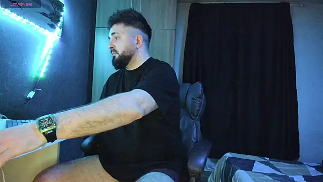 Snapshot of Eduu2322 chatting on 8, 3, 2025 Eduu2322 online show from 8, 3, 2025