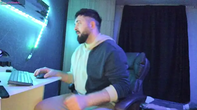 Snapshot of Eduu2322 chatting on 13, 3, 2025 Eduu2322 online show from 13, 3, 2025