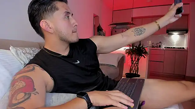 Snapshot of Chriskyle_ chatting on 17, 10, 2025 Chriskyle  online show from 17, 10, 2025