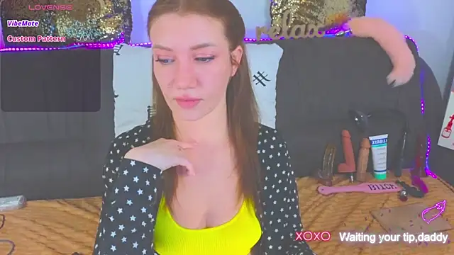 Snapshot of AlexaStoun chatting on 31, 1, 2025 AlexaStoun online show from 31, 1, 2025