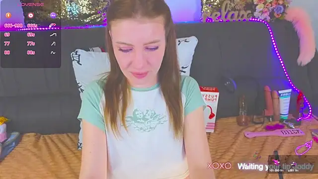 Snapshot of AlexaStoun chatting on 16, 2, 2025 AlexaStoun online show from 16, 2, 2025