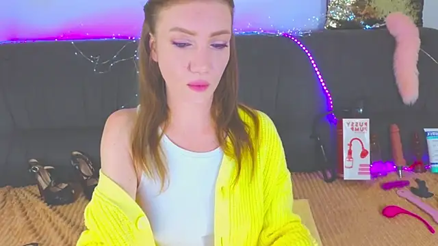 Snapshot of AlexaStoun chatting on 18, 3, 2025 AlexaStoun online show from 18, 3, 2025