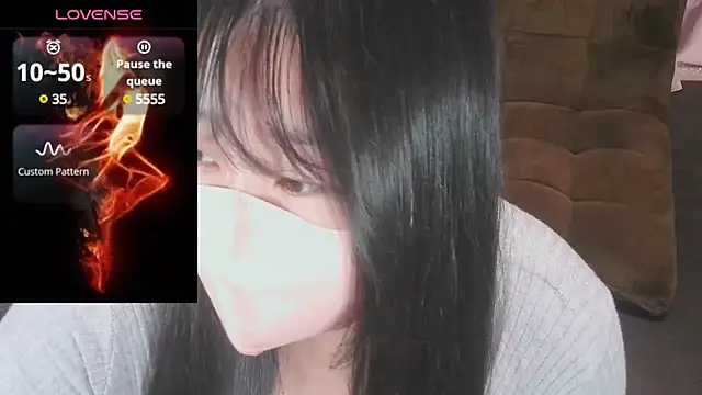 yuinyan3150 online show from 9, 3, 2025