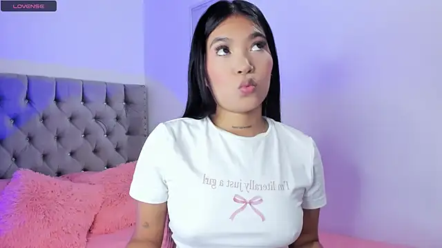 MafeOlimpo online show from 21, 10, 2025