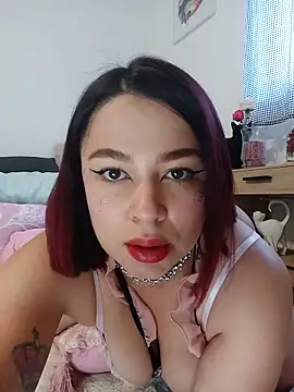 Snapshot of Lia_Roxx chatting on 15, 5, 2026 Lia Roxx online show from 15, 5, 2026
