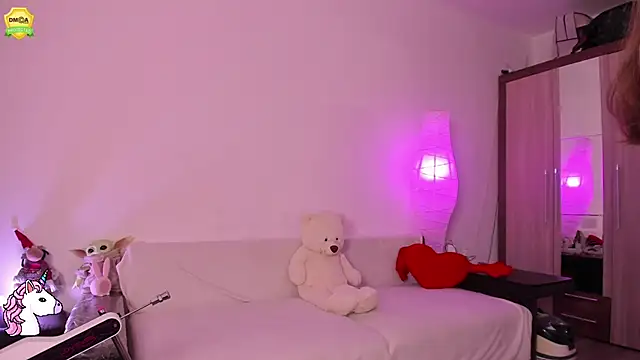 Snapshot of EvaUniporn chatting on 18, 5, 2026 EvaUniporn online show from 18, 5, 2026