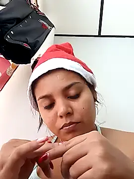 Snapshot of stefanie010 chatting on 1, 12, 2024 stefanie010 online show from 1, 12, 2024