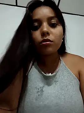 Snapshot of stefanie010 chatting on 20, 12, 2024 stefanie010 online show from 20, 12, 2024