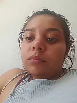 Snapshot of stefanie010 chatting on 27, 12, 2024 stefanie010 online show from 27, 12, 2024