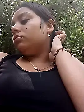 Snapshot of stefanie010 chatting on 19, 1, 2025 stefanie010 online show from 19, 1, 2025