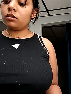 Snapshot of stefanie010 chatting on 24, 1, 2025 stefanie010 online show from 24, 1, 2025