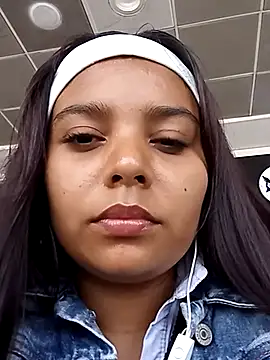 Snapshot of stefanie010 chatting on 19, 2, 2025 stefanie010 online show from 19, 2, 2025