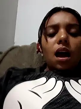 Snapshot of stefanie010 chatting on 21, 2, 2025 stefanie010 online show from 21, 2, 2025