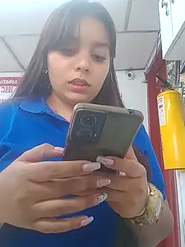 Snapshot of stefanie010 chatting on 11, 3, 2025 stefanie010 online show from 11, 3, 2025