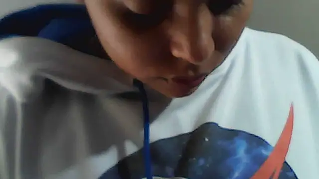 Snapshot of stefanie010 chatting on 13, 11, 2025 stefanie010 online show from 13, 11, 2025