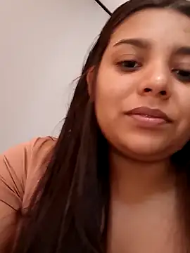 Snapshot of stefanie010 chatting on 21, 12, 2025 stefanie010 online show from 21, 12, 2025