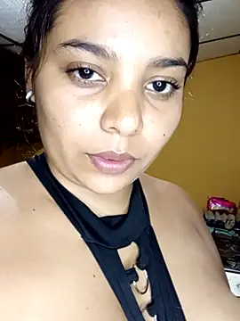 stefanie010 online show from 5, 4, 2026