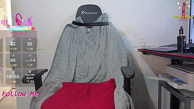 Snapshot of tall_guy323 chatting on 21, 3, 2025 tall guy323 online show from 21, 3, 2025