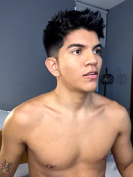 santiago 01 online show from 1, 10, 2025