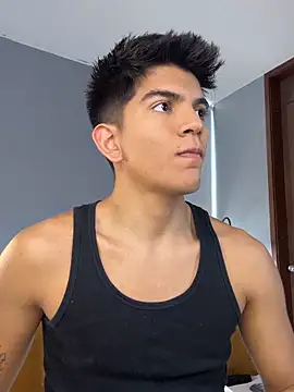 santiago 01 online show from 3, 10, 2025