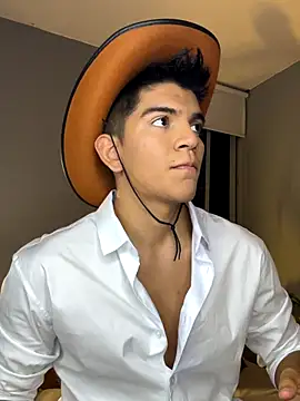 santiago 01 online show from 1, 11, 2025