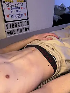 secret dream415 online show from 12, 3, 2025