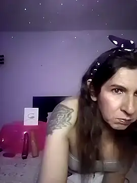 Cameron puppy online show from 3, 10, 2025