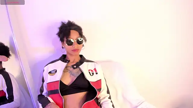 daiana curly online show from 29, 1, 2025