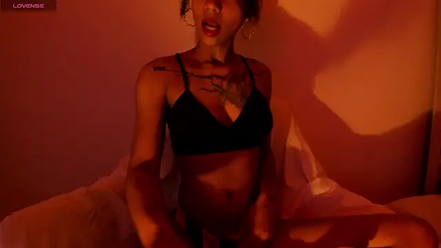 daiana curly online show from 4, 2, 2025