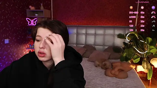 Snapshot of JulieHeets chatting on 24, 1, 2025 JulieHeets online show from 24, 1, 2025