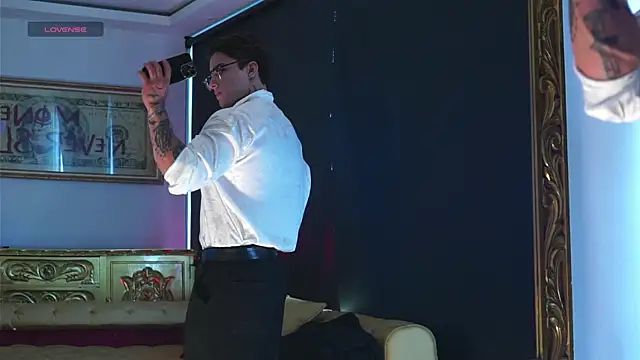 dantecoppolaa  online show from 2, 11, 2025