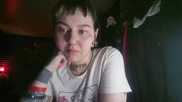 MoorderxDoll online show from 2, 2, 2025